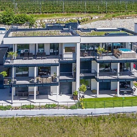 Penthouse Skygarden Leilighet Schenna Eksteriør bilde