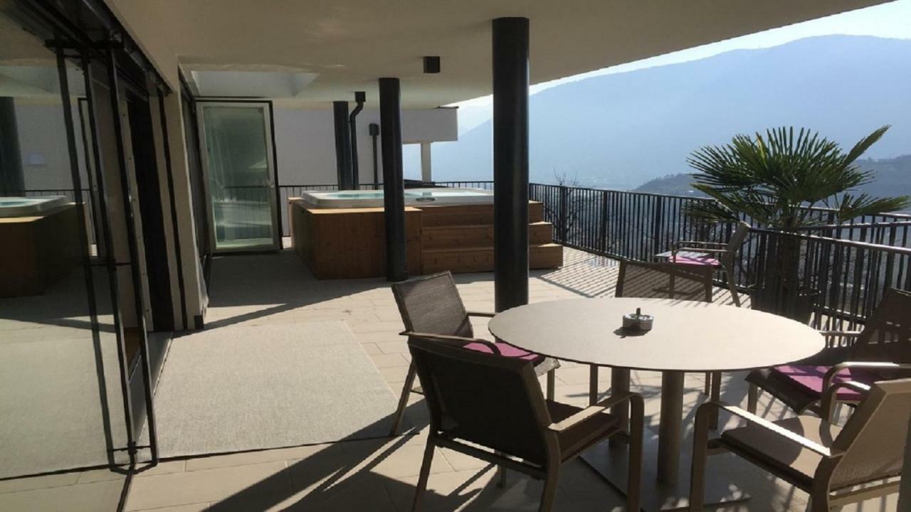 Penthouse Skygarden Leilighet Schenna Eksteriør bilde